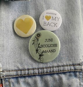 Scoliose buttons